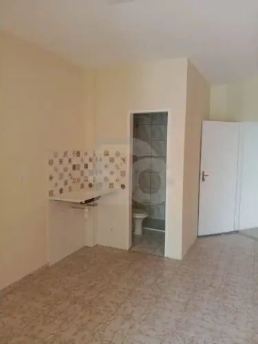 Ponto Comercial com 540m², 3 Pavimentos e 16 Salas na Farolândia