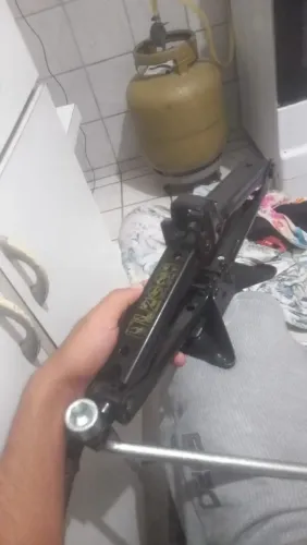 Macaco automotivo 