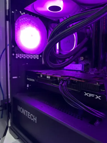 Placa de Vídeo XFX Radeon RX 7600 Triple Fan 8GB