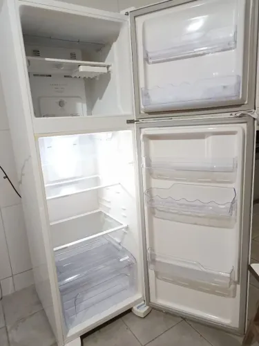 Geladeira Eletrolux Frost Free