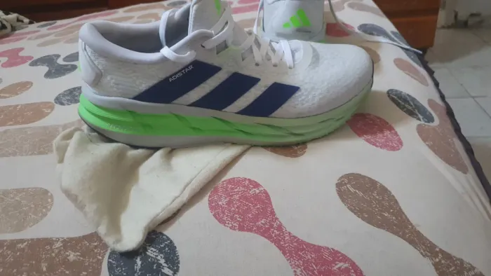 Tenis adidas