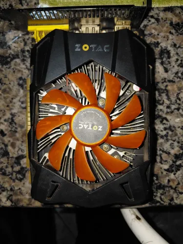 Placa de Vídeo ZOTAC GeForce GTX 750 Ti 2GB GDDR5 128-Bit