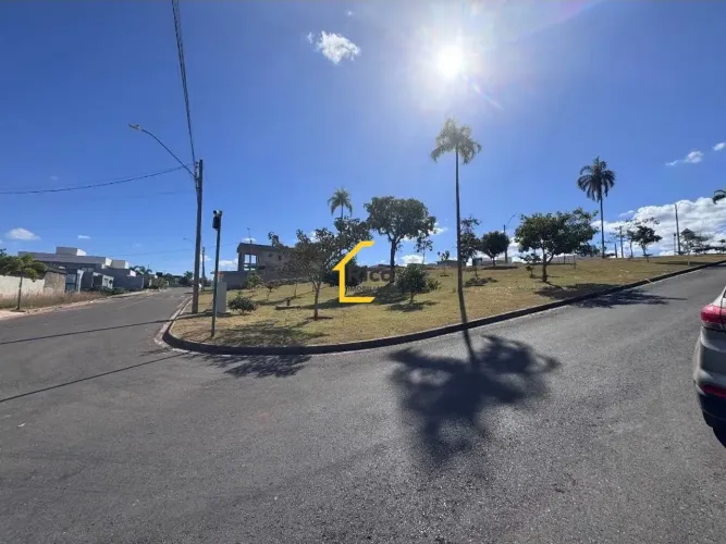Villa Suíça - Incrível Lote com Vista Livre