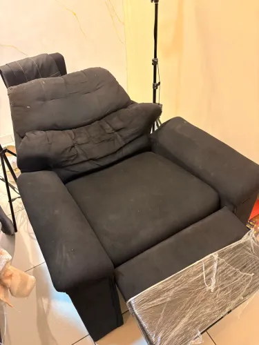 Vendo poltrona/cadeira reclinável 