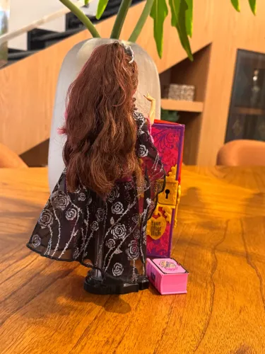 Ever After High Briar Beauty