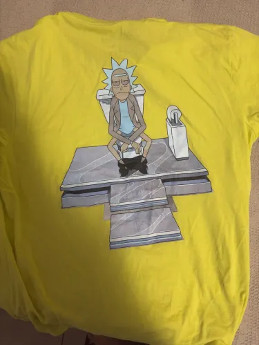 Camisa Marisa Ricky and morty