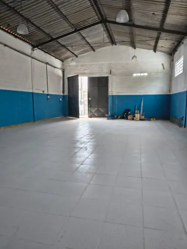 GALPÃO PARA LOCAÇÃO 250M PARQUE GUARANI