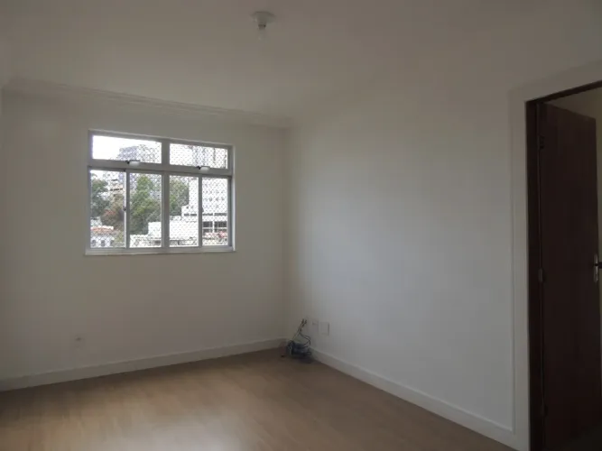 Apartamento com 3 quartos e 2 vagas para locação