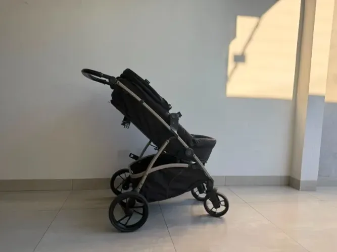 Carrinho Galzerano Dzieco com Moisés