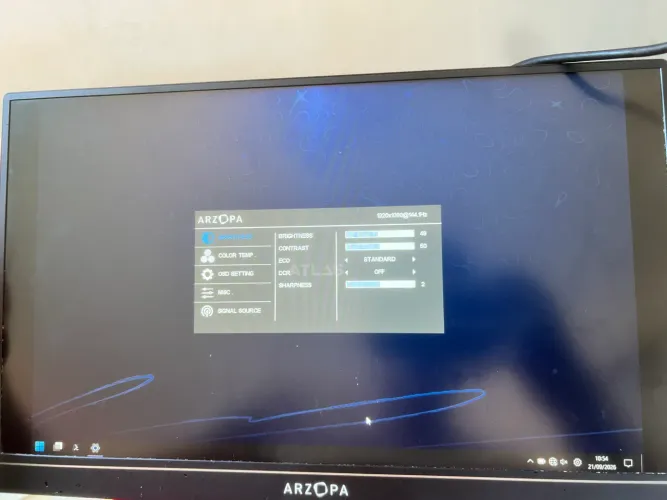 Monitor Portátil Gamer Arzopa Z1FC 16.1" Full HD 144Hz