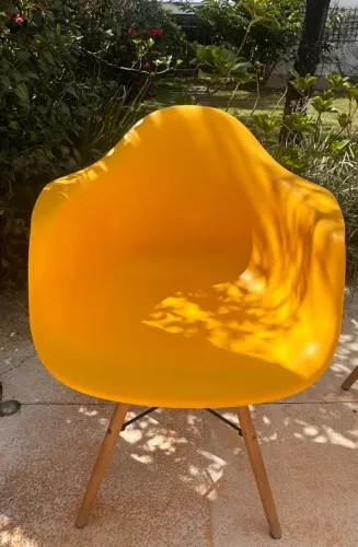 Cadeira com eames braço