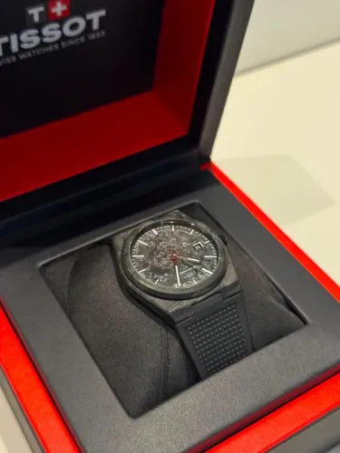 RELÓGIO TISSOT PRX CARBON | ZERO