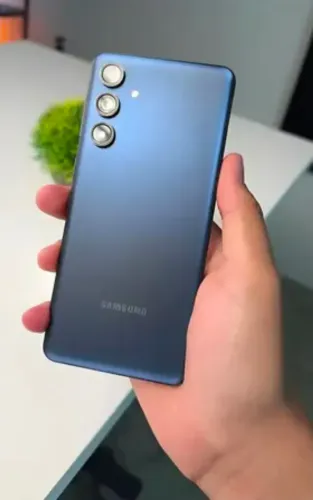Samsung M55 5G 256GB semi novo 