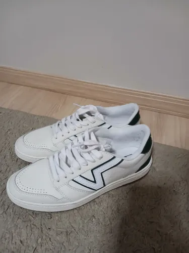 Tênis Vans Lowland Couro Branco Verde