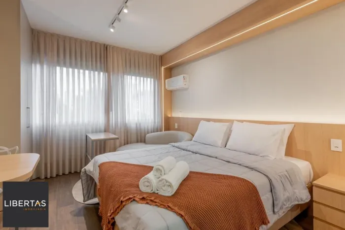 Apartamento de 24,70 m² privativos, bem decorado no Moinhos de Vento