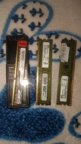 Vendo memória ram 3 por 175 reais