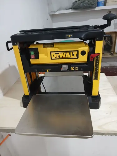 PLAINA DESENGROSSO DEWALT