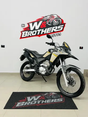 XRE 300- 2023 - APENAS 9800 KM
