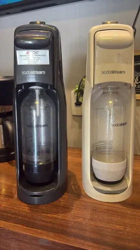 SODASTREAM - MÁQUINA DE ÁGUA COM GÁS