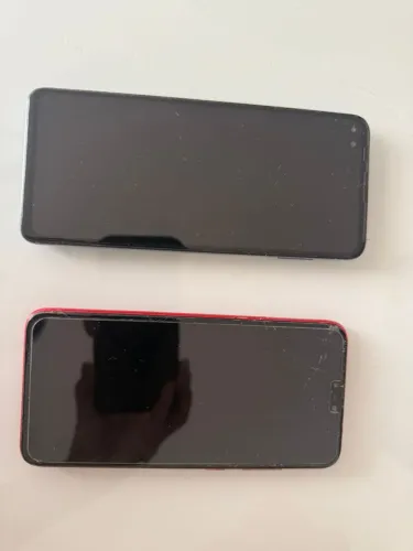 Vendo 2 telefone LEIA O ANÚNCIO 