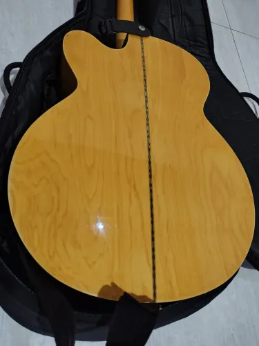 Vendo violão Ephifone Jumbo EJ200.