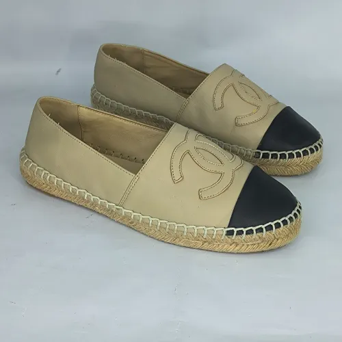 alpargata chanel cap toe bege e preta 37 (aceito troca)