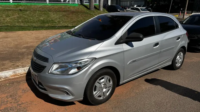 Chevrolet Onix JOY Hatch 1.0 8V Flex Mec. 4P 2018