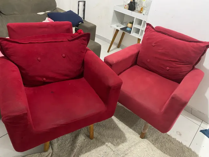 Vendo duas poltronas