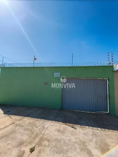 Kitnet com 2 dormitórios para alugar, 80 m² por R$ 1.200,00/mês - Setor Sônia Regina (Taqu