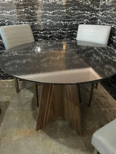 Vendo Mesa de MDF + 4 cadeiras