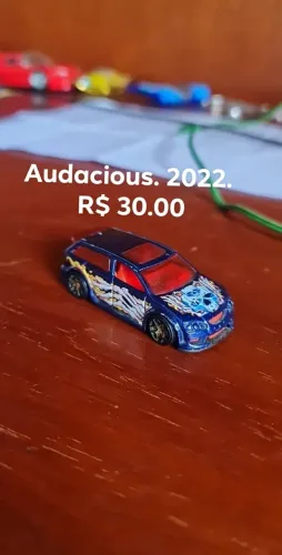 Hot Wheels 2002 Audacious - Main Line - 1:64