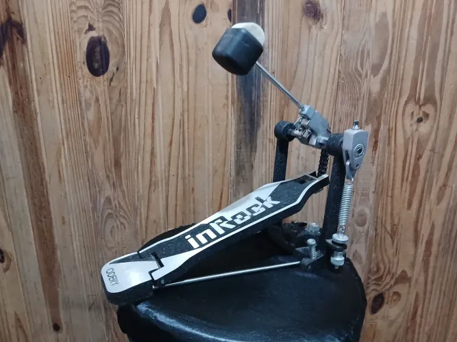 Pedal de bumbo Odery