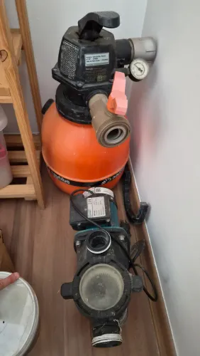 Bomba para piscina Nautilus Conjunto Filtrante F300 + Bomba Autoescorvante LEPONO 110v