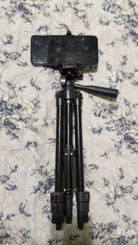 Tripé para celular