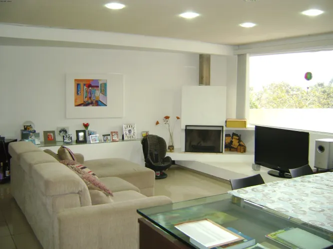 casa a venda na Vila Suíssa em mogi das cruzes.