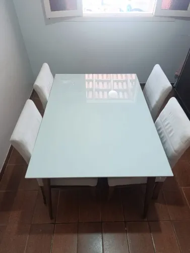 Conjunto mesa de jantar 4 cadeiras