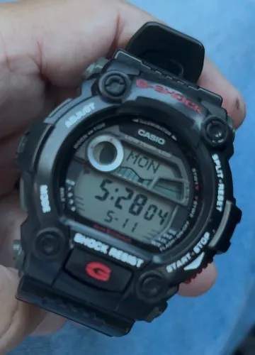 Relógio Casio G-shock tábua de maré.