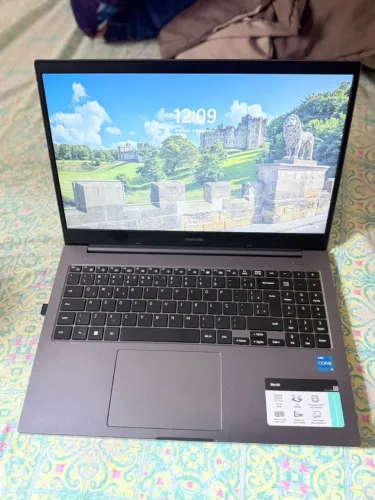 Samsung Book 550XDA-KH2