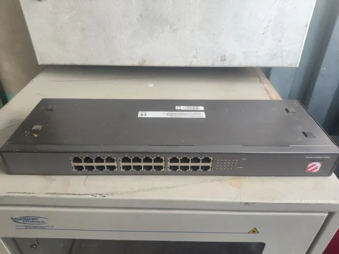 Swilch 24 portas TLSF1024D