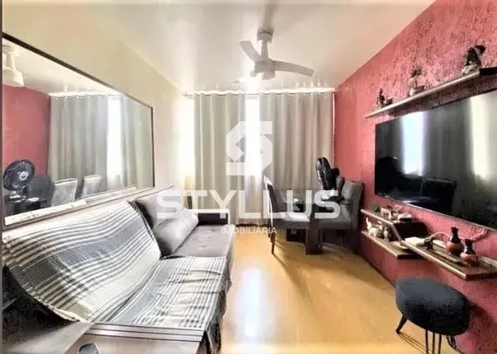 Apartamento Reformado com 3 Quartos e Vista Panorâmica em Todos os Santos! RO01X