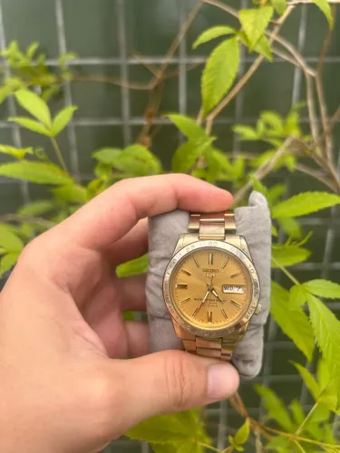 Relógio Seiko 5 Automático Dourado Original Snke06k1
