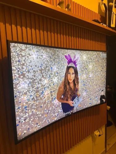 Vendo Tv Smart Samsung curva