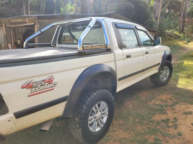 Mitsubishi L200 Tri. Outd. GLX 2.4 CD 4X4 Die. MEC 2022