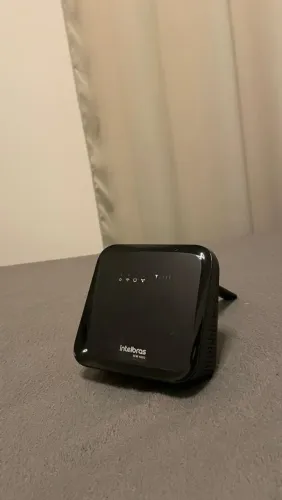 Intelbras Roteador 4g com wi-fi lcw 4002
