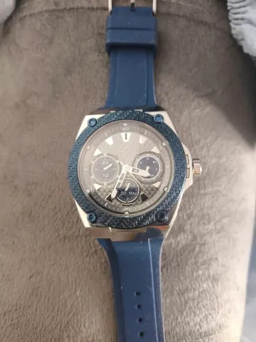 Relógio Masculino Guess - Pulseira de silicone 