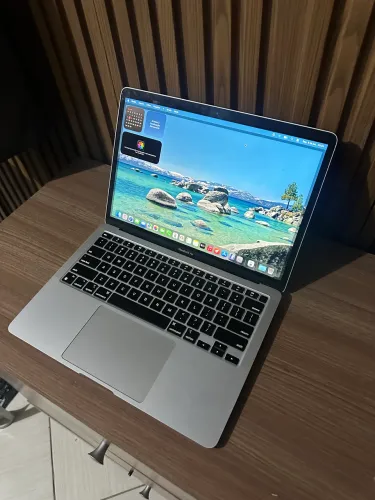 MacBook Air M1 Novíssimo