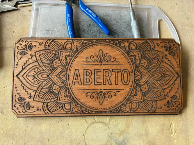 Placa Aberto/Fechado Porta de Vidro - Multilaminado Premium 6mm