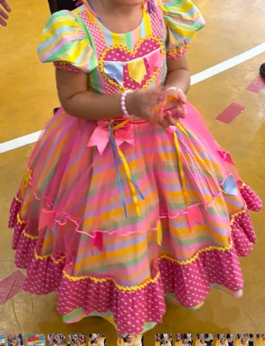 Aluguel de vestido de Quadrinha 