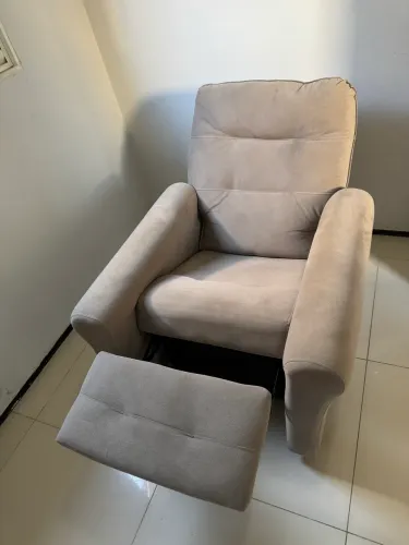Poltrona reclinável
