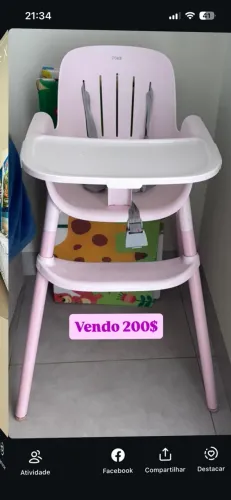 Cadeirinha de alimentação